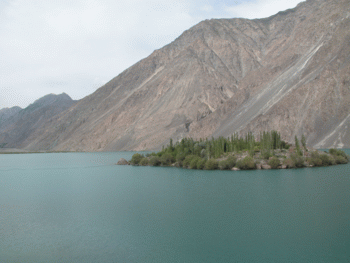 Satpara Lake